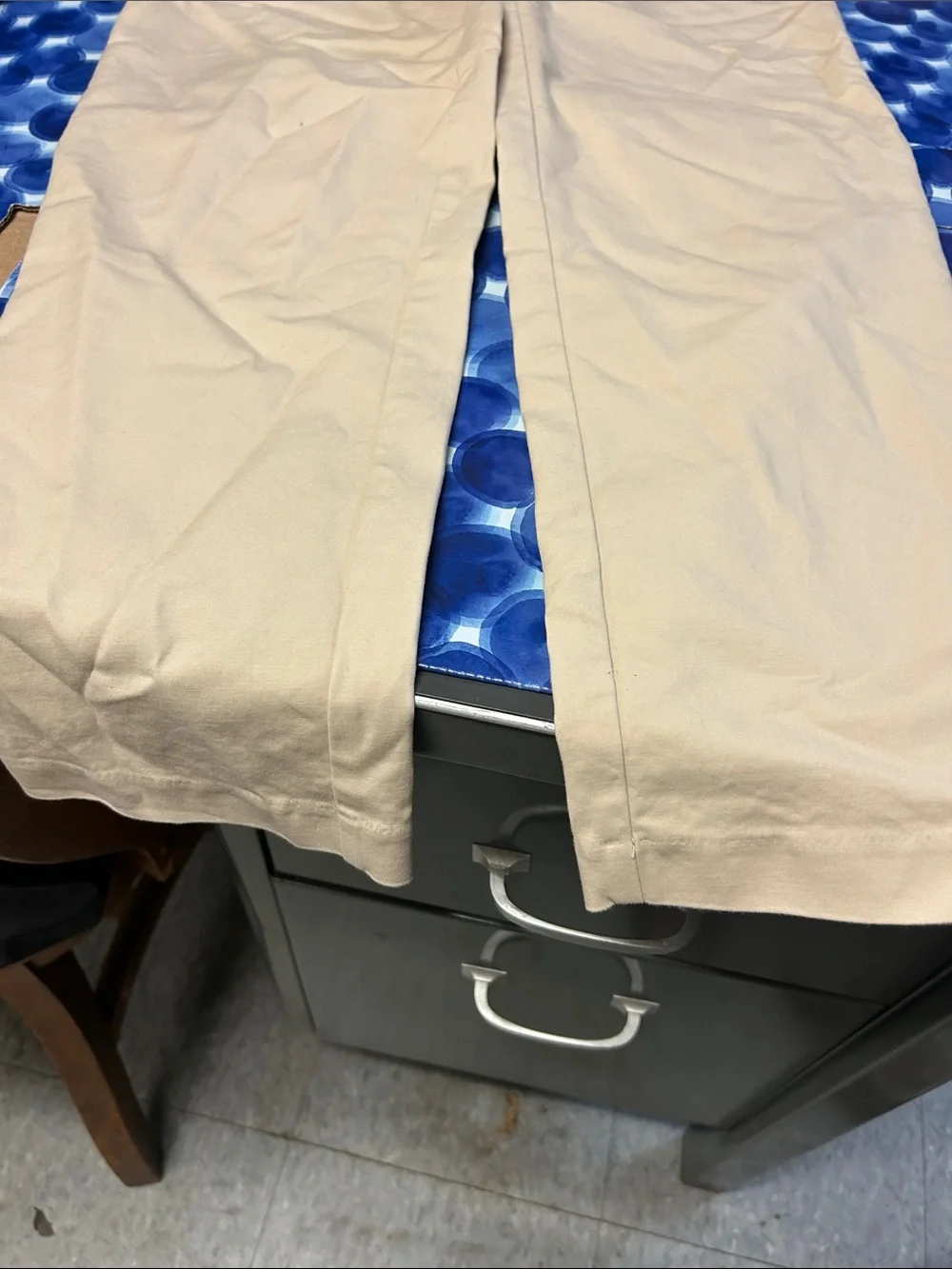 Women’s loft tapered dress pants in Beige